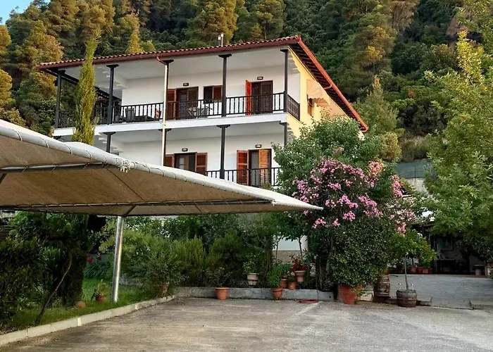 Nikos & Panagiota * Vourvourou